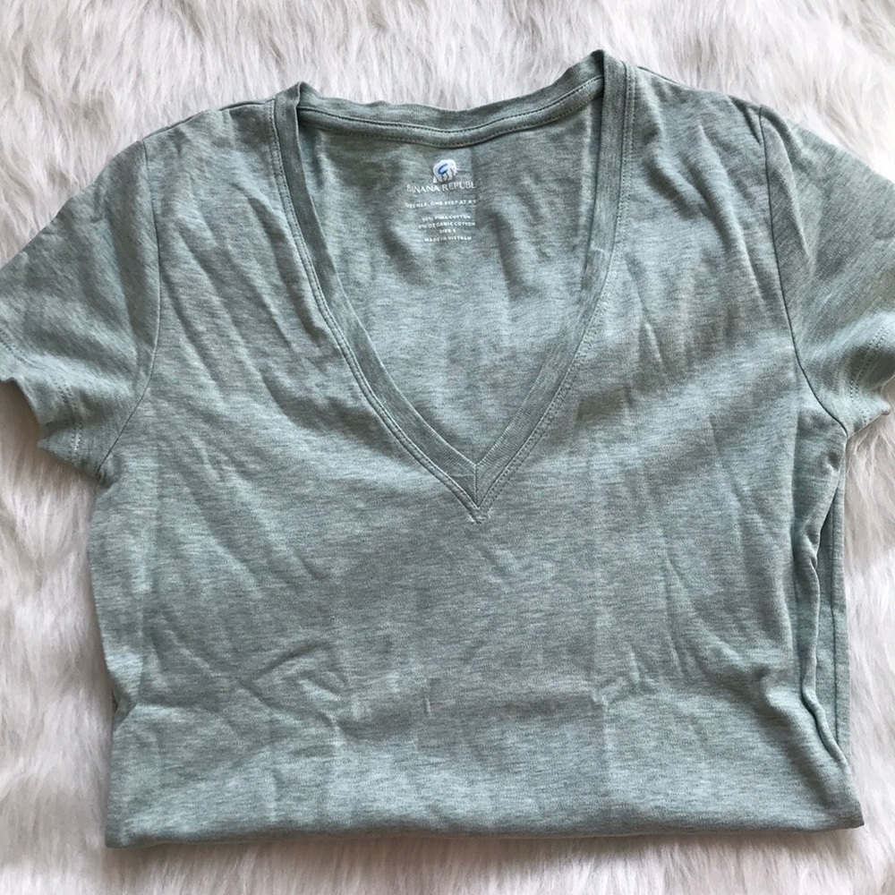 Fitted tee